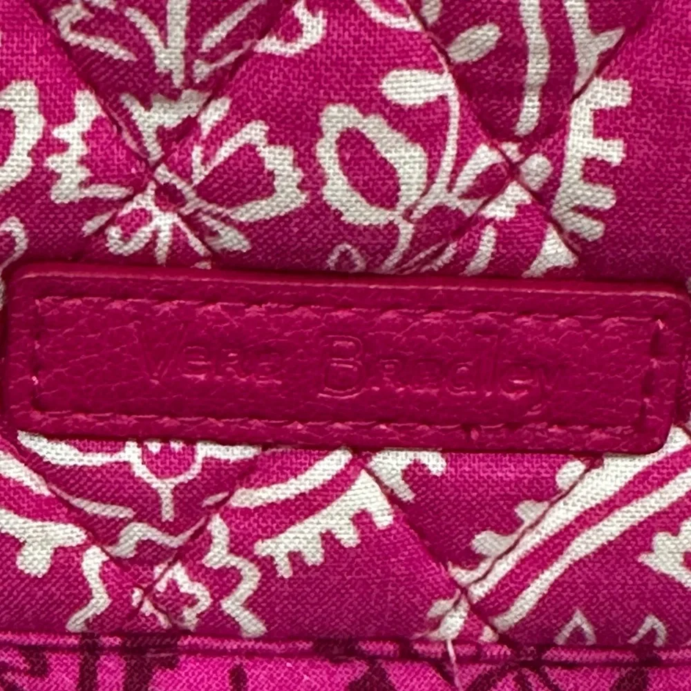 Vera Bradley Indio Quilted Messenger Bag Paisley Crossbody Pink Laptop Travel - Picture 4 of 15